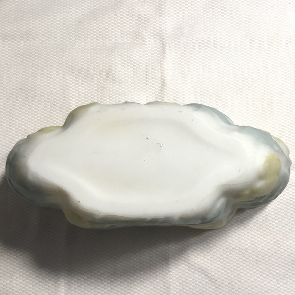 Antique 1920's Phoenix Glass Martele Olive Vase in White Painted Yellow & Green - Picture 11 of 11